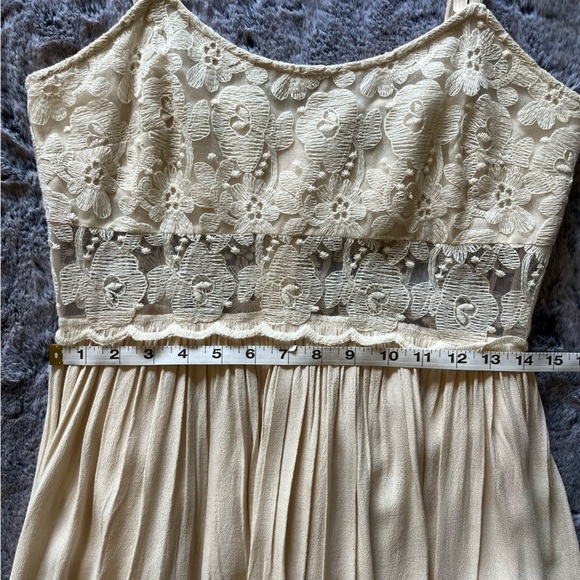 Deja Vu Cream Lace Babydoll Spaghetti Strap Mini Dress Lined Size Large EUC - Picture 11 of 16
